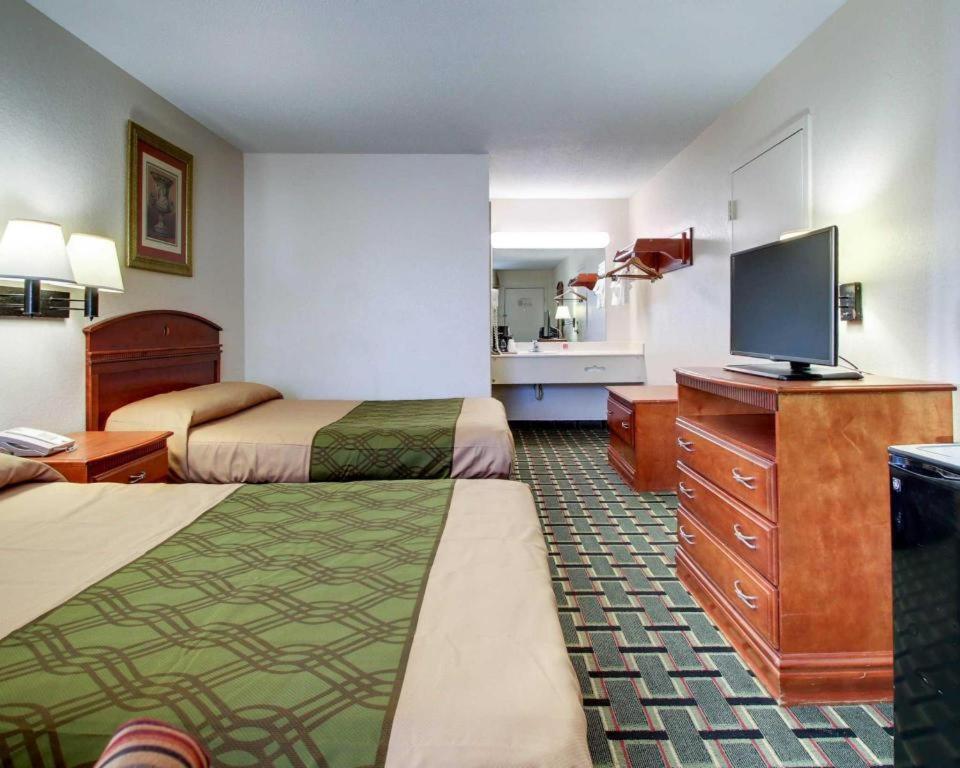 Econo Lodge Meridian Exteriör bild